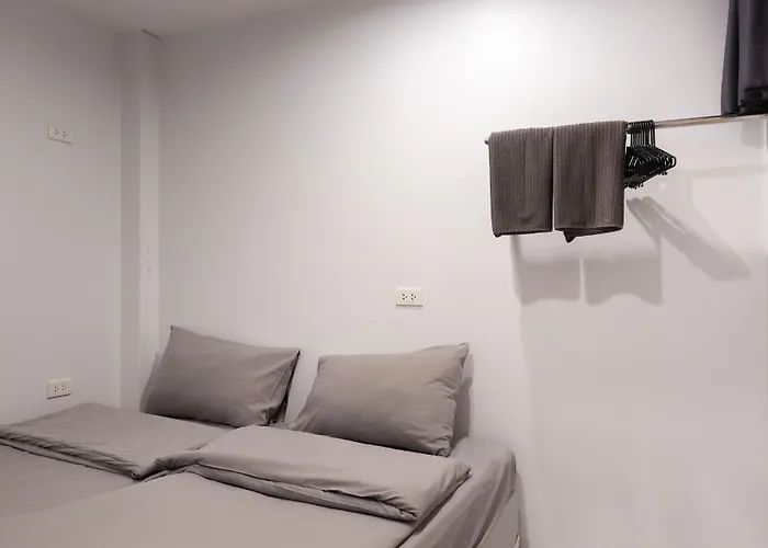 Minimal House Patong (Adults Only) Hostel